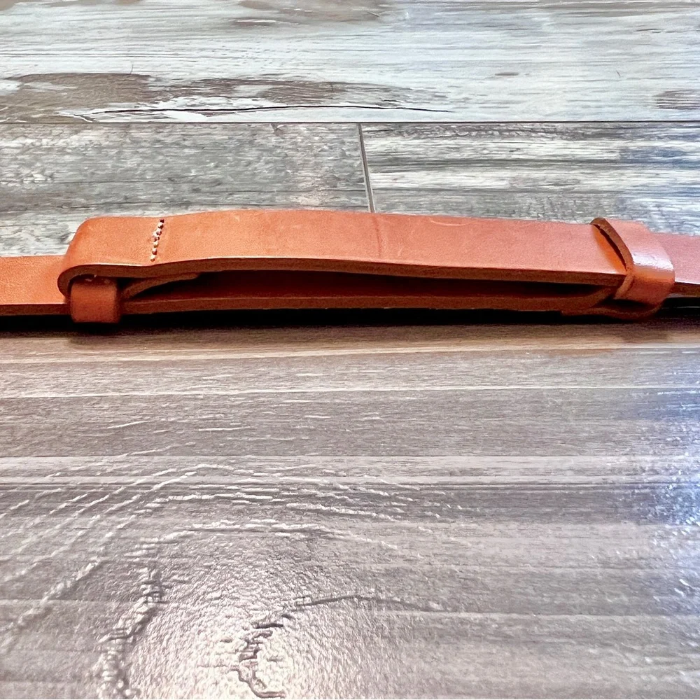 Chicos Italian Leather Brass Tone Waist Belt Size S/M Adjustable Hook Gemstones